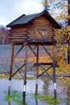 Alaska - Talkeetna: barn on the water (photo by F.Rigaud)