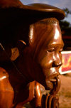 Angola - Luanda - sculpture at Benfica market - arte angolana - escultura no Mercado de Benfica - images of Africa by F.Rigaud