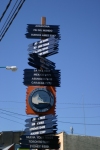 Argentina - Ushuaia - Patagonia (Tierra del Fuego, Antartida e Islas del Atlantico Sur province):  directions and distances - end of the world sign - fin del mundo (photo by N.Cabana)
