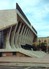 Heydar Aliyev palace - Republic Palace (former Lenin palace of culture) - Baku - Azerbaijan (photo (c) Miguel Torres / Travel-Images.com)