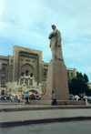 Azerbaijan - Jafar Jabbarli statue and the old train station, by sculptor Mirali Mirkasymov/ Jafar Jabbarly (photo by Miguel Torres)