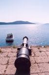 Bosnia / Bosnia / Bosnien - Neum (Herzegovina Neretva canton): old gun (photo by M.Torres)