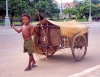 Cambodia / Cambodje - Phnom Penh: the weight of childhood - Sothearos avenue (photo by M.Torres)
