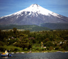Araucana Region, Chile - Lake Villarica: view of Villarica volcano - active stratovolcano, Villarica NP - photo by Y.Baby