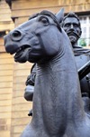 Santiago de Chile: Plaza de Armas - equestrian statue of Spanish Conquistador Pedro de Valdivia, from Extremadura - city founder - photo by M.Torres