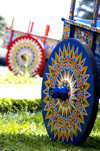 Sarchi, Valverde Vega, Alajuela province, Costa Rica: wheel - Two Painted oxcarts - photo by B.Cain