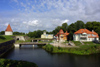 Estonia - Saaremaa island - Kuressaare / Arensburg: ramparts by the water (photo by A.Dnieprowsky)