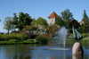 Gotland - Visby: Almedalen park - pond an fortifications - photo by A.Ferrari