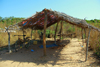 Praia de Varela / Varela beach, Cacheu region, Guinea Bissau / Guin Bissau: beach shelter / construo nativa na praia - photo by R.V.Lopes