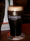 Ireland - Wicklow: pint of Guinness (photo by R.Wallace)