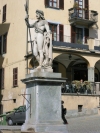 Moncalieri (Piedmont / Piemonte - Turin province): monument (photo by V.Bridan)