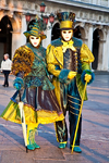 Carnival participants with Carnival costumes with an Irish theme in Piazza San Marco, Venice - photo by A.Beaton