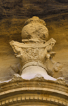 Jordan - Petra: Khazneh - Treasury - finial atop the tholos - UNESCO world heritage site - photo by M.Torres