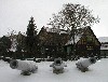 Latvia - Liepaja: 19th century Russian naval canons decorate Vecais Kapteinis restaurant (Liepaja municipality - Kurzeme) - photo by A.Dnieprowsky