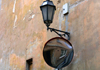 Vilnius, Lithuania: back street - mirror and lamp - photo by A.Dnieprowsky