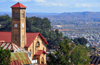 Antananarivo / Tananarive / Tana - Analamanga region, Madagascar: upper city - church on the cliff edge - overhanging the Mahamasina - FJKM AmboninAmpamarinana church, built in memory of Christian martyrs hanged in 1849 - Temple protestant dAmpamarinana - photo by M.Torres