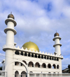 Toamasina / Tamatave, Madagascar: mosque faade - Boulevard Pasteur, near Canal des Pangalanes - photo by M.Torres