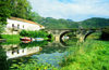 Montenegro - Virpazar: old bridge, near Lake Skadar - photo by D.Forman