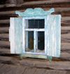 Lake Baikal, Irkutsk oblast, Siberian Federal District, Russia: Khuzir Village, Olkhon island - window of a timber house - photo by B.Cain
