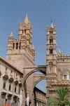 Sicily / Sicilia - Palermo: arches (photo by Juraj Kaman)