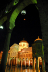 Syria - Damascus: Omayyad Mosque - arches of the riwaq and northern faade of the mosque's main hall - nocturnal - Masjid Umayyad - photographer: M.Torres